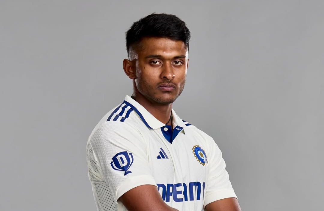 SAI SUDARSHAN MAKING HIS TEST DEBUT FOR INDIA. 🇮🇳

- Go well, Sai. 👏🙇‍♂️