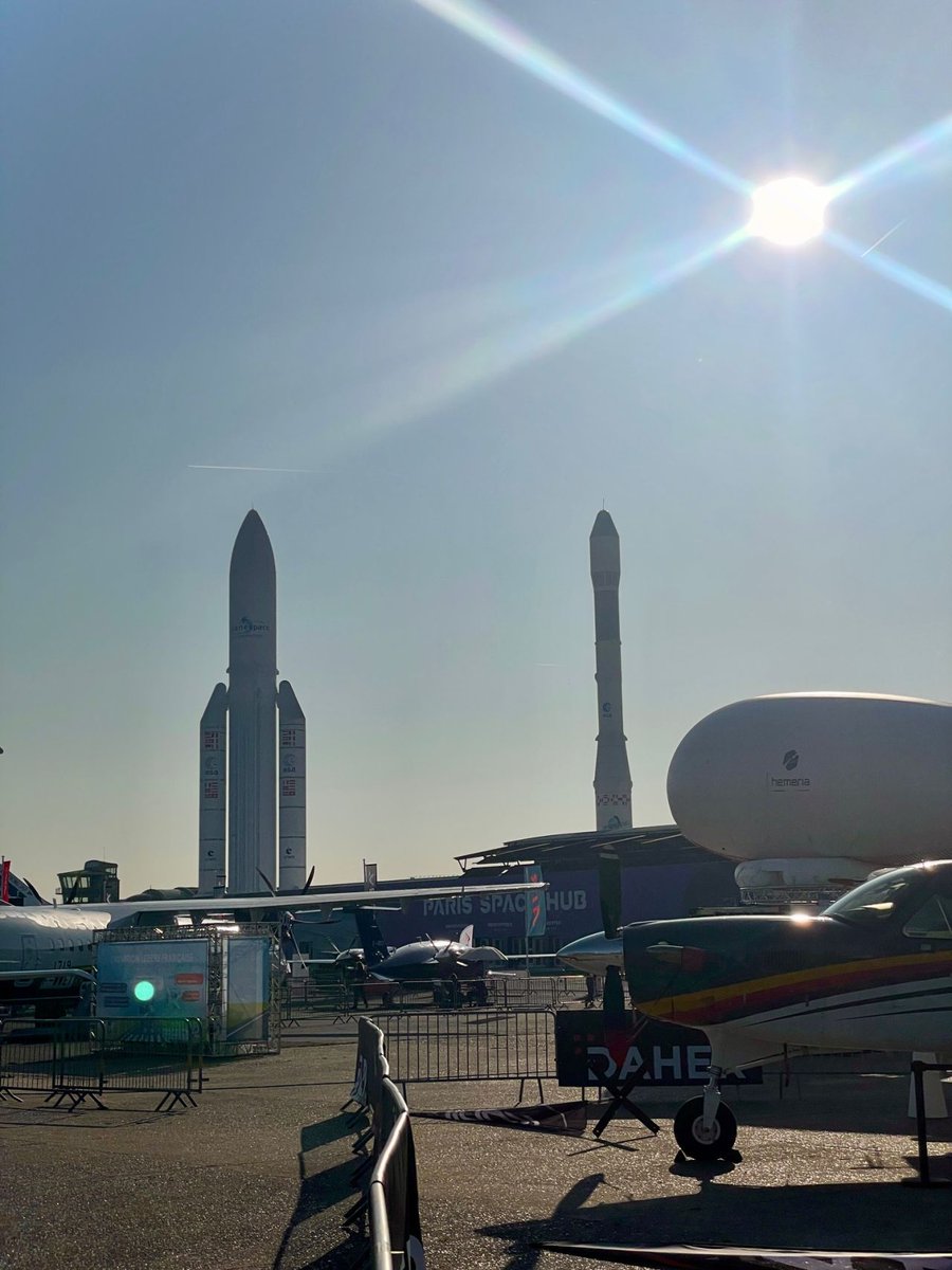 VOLUMIC 3D (@volumic3d) on Twitter photo VOLUMIC 3D vous accueille au cœur de l’exceptionnel pour une semaine !
Nous sommes actuellement présents sur le <a href="/salondubourget/">Paris Air Show</a> .
📍 Retrouvez-nous aux côtés de <a href="/MaRegionSud/">Région Sud</a> et du Pôle SAFE dans le Hall 4 Stand C67
#SalonDuBourget #SIAE2025 #Aéronautique #FabricationAdditive VOLUMIC 3D vous accueille au cœur de l’exceptionnel pour une semaine !
Nous sommes actuellement présents sur le <a href="/salondubourget/">Paris Air Show</a> .
📍 Retrouvez-nous aux côtés de <a href="/MaRegionSud/">Région Sud</a> et du Pôle SAFE dans le Hall 4 Stand C67
#SalonDuBourget #SIAE2025 #Aéronautique #FabricationAdditive