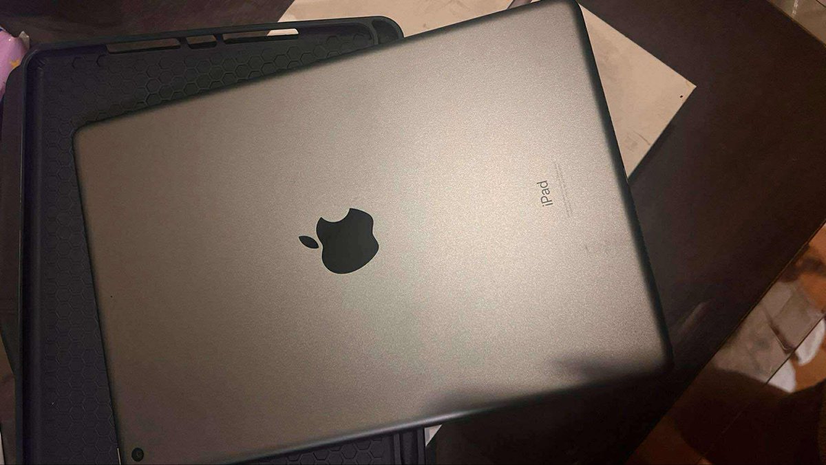 avatuck23's tweet photo. ส่งต่อค่ะสอบถามราคาได้ iPad Gen9 #ส่งต่อไอแพดมือสอง #ไอแพดมือ2  #ipad https://t.co/K1z8qUjngg