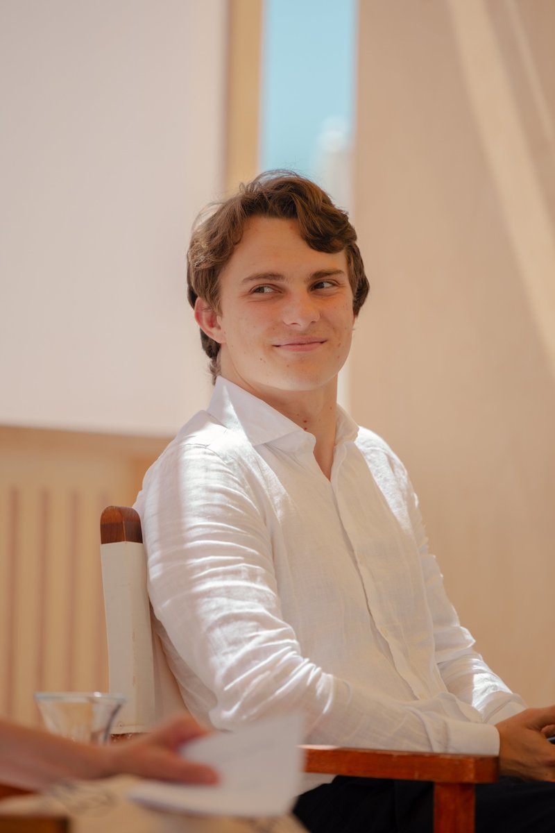 Meanwhile in Cannes 🇫🇷

#McLaren