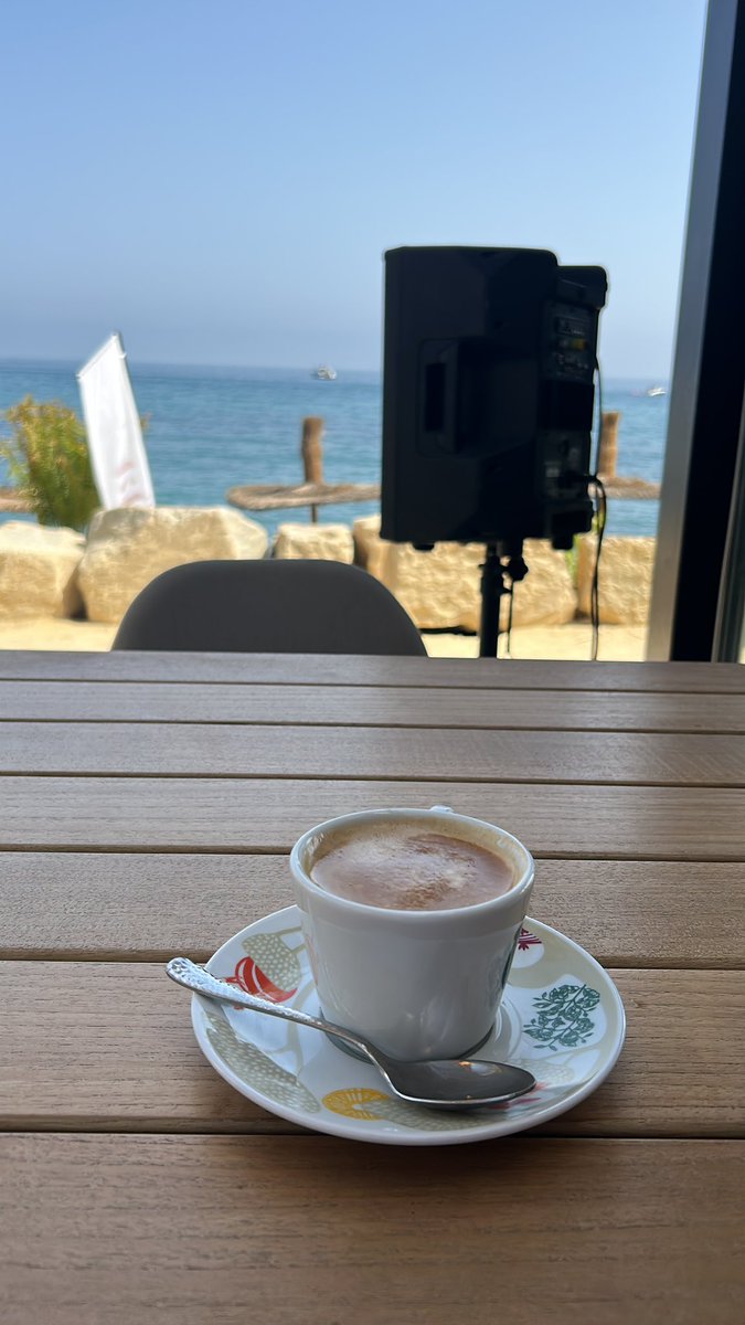 Gm

Enjoy the weekend 💚