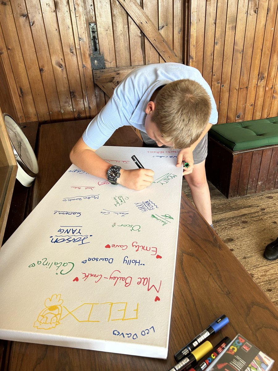 A huge thank you to our <a href="/HazlegrovePrep/">Hazlegrove Prep</a> Year 8 families who have made the vision of a Year 8 Common Room possible - what a brilliant legacy #HazlegrovePrep