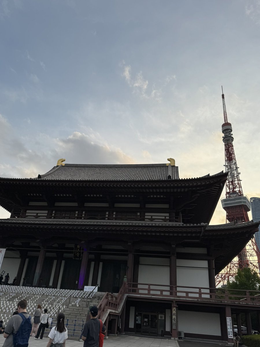 🕯100万人のキャンドルナイト2025夏至
会場のキャンドルに灯りがともり始めました。
21時まで灯りを灯してお待ちしています。
詳細▶candle-night.tokyo