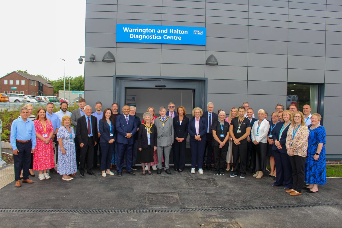 Warrington and Halton Diagnostics Centre officially opens at Halton Hospital, offering advanced MRI and CT scans to more than 30,000 patients a year and improving waiting times across Warrington and Halton.

Read more 🔽
ow.ly/poEx50WcIqC