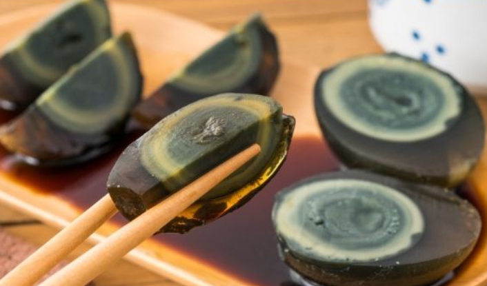 <a href="/AMAZlNGNATURE/">Nature is Amazing ☘️</a> Century eggs,

Also known as alkalized or preserved eggs.

Smells like taxes, tastes like a tax refund.