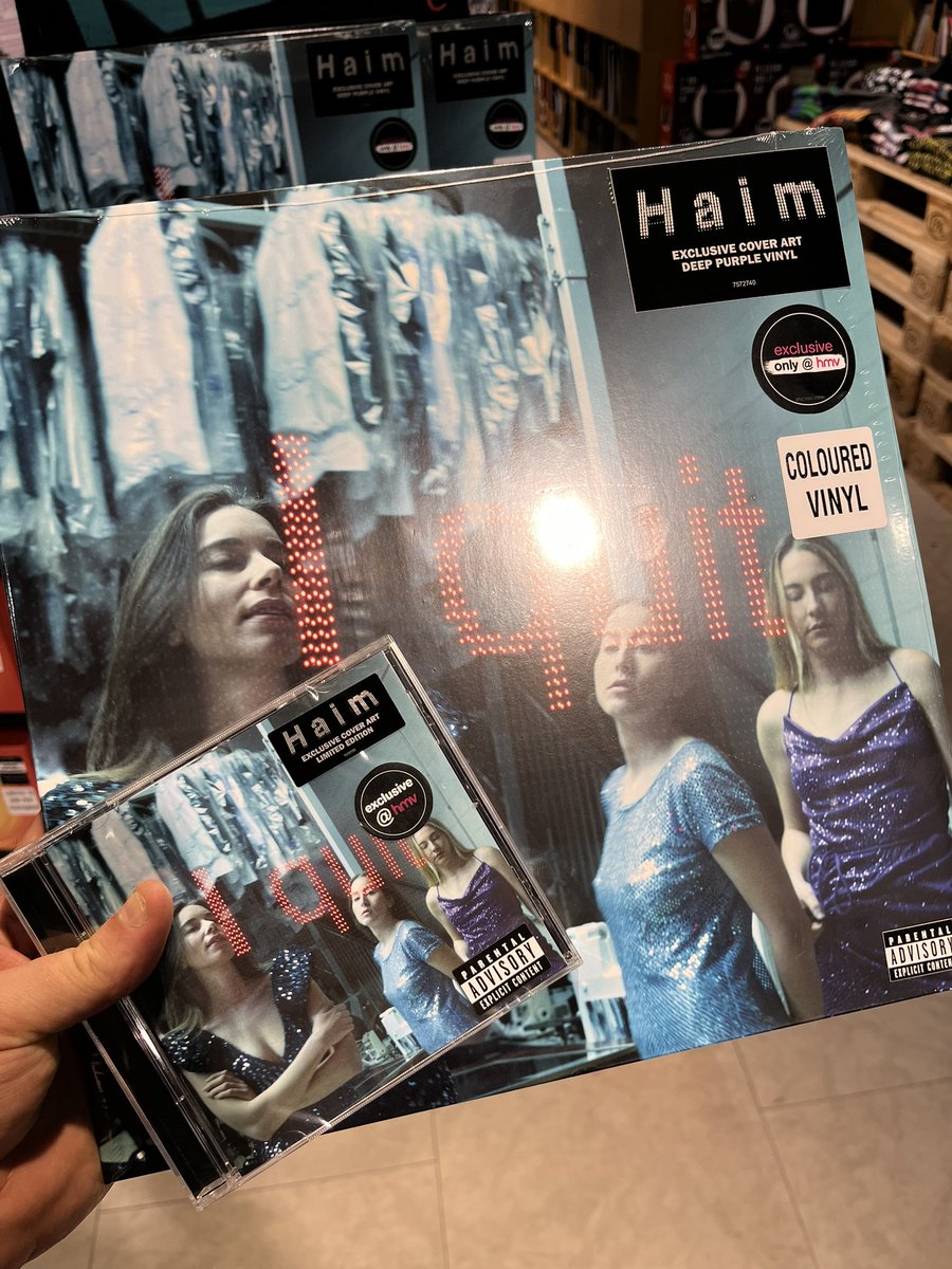 🎵🎶 New release day is here🎵🎶

<a href="/HAIMtheband/">HAIM</a> new album ‘I quit’ playing now, and available on #hmvexclusive vinyl &amp; cd