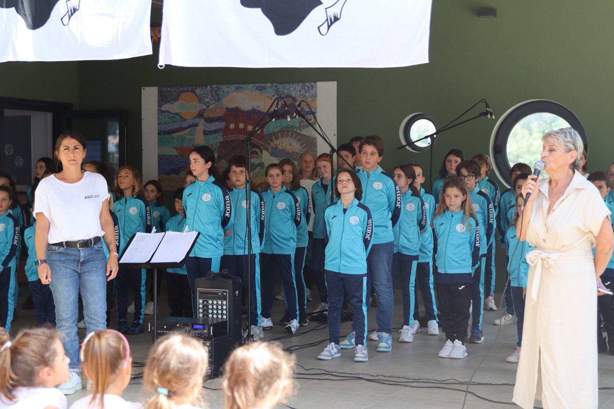 𝗜𝗻𝗮𝘂𝗴𝘂𝗿𝗮𝘇𝗶𝗼𝗻𝗲 𝗱𝗶 𝗮 𝘀𝗰𝗼𝗹𝗮 𝗻𝗼𝘃𝗮 𝗱𝗶 𝗠𝗶𝗼𝗺𝘂 ⵑ

La Municipalité de <a href="/SantaMaria_Lota/">Santa Maria di Lota</a> inauguré, hier, son nouveau groupe scolaire bilingue. 

Un équipement moderne de 4000 m2 qui accueille plus de 130 élèves répartis en 6 classes. 

Un nouvel outil au
