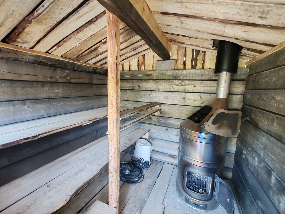 Pönttökiuas vaatii vähän opettelua, mutta eiköhän tänään jo onnistu 🍻