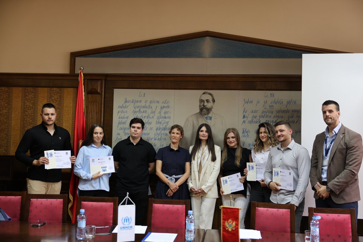 UNHCRMontenegro's tweet photo. 💙On #WorldRefugeeDay2025 we honor resilience and reaffirm our commitment to solidarity.
Today, UNHCR &amp; @Univerzitet_CG celebrated #19th gen of students who completed Legal Clinic on international refugee and statelessness law—gaining skills to support people forced to flee. https://t.co/DOB4MKPC9E