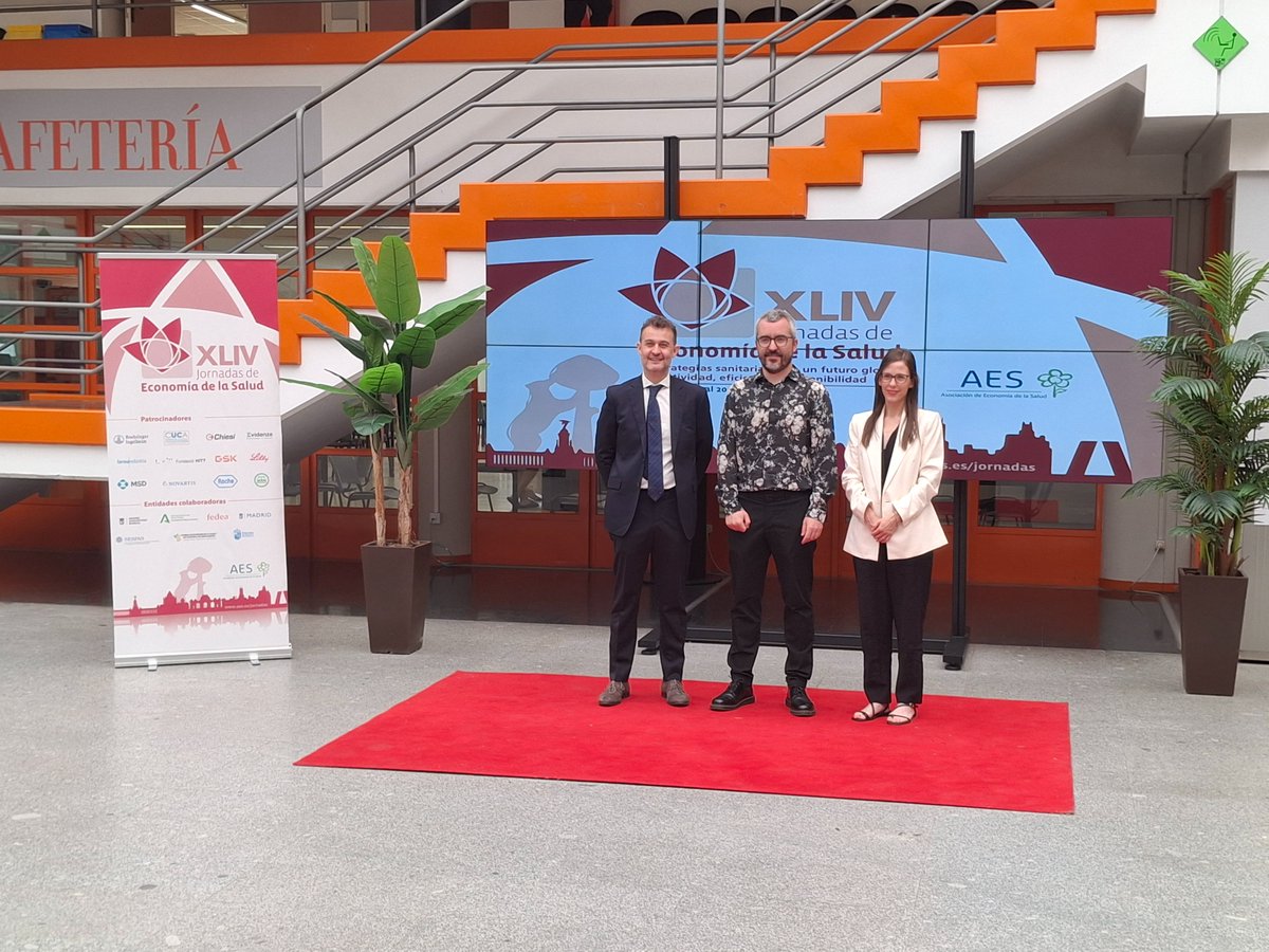 Sergio G. Vicente (@sergiogvicente) on Twitter photo Más que satisfecho de unas preciosas #JornadasAES en <a href="/unicomplutense/">Complutense</a> #Madrid.
Felicidades equipos CO, CC y JD <a href="/AESeconsalud/">AES - Asociación de Economía de la Salud</a>
Abrazos.
Pd y seguimos para 2026 en #Sevilla <a href="/unisevilla/">Universidad de Sevilla</a> Más que satisfecho de unas preciosas #JornadasAES en <a href="/unicomplutense/">Complutense</a> #Madrid.
Felicidades equipos CO, CC y JD <a href="/AESeconsalud/">AES - Asociación de Economía de la Salud</a>
Abrazos.
Pd y seguimos para 2026 en #Sevilla <a href="/unisevilla/">Universidad de Sevilla</a>