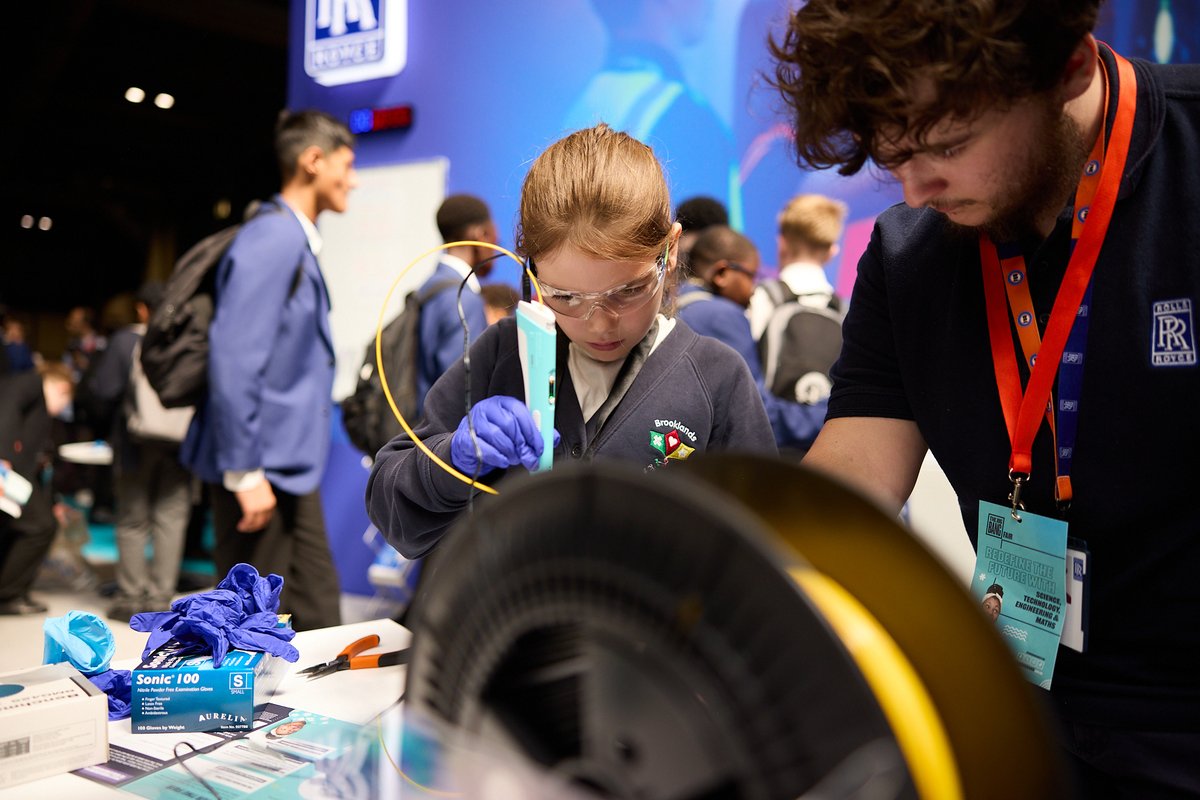 EUKEducation's tweet image. We've had an amazing 3 days at The #BigBangFair!
Thank you to our Major Sponsor @RollsRoyce, all our supporters, volunteers and the EUK Education staff who make it possible for thousands of young people to get inspired and discover STEM careers. 🙌 🧪 🌍 🚀