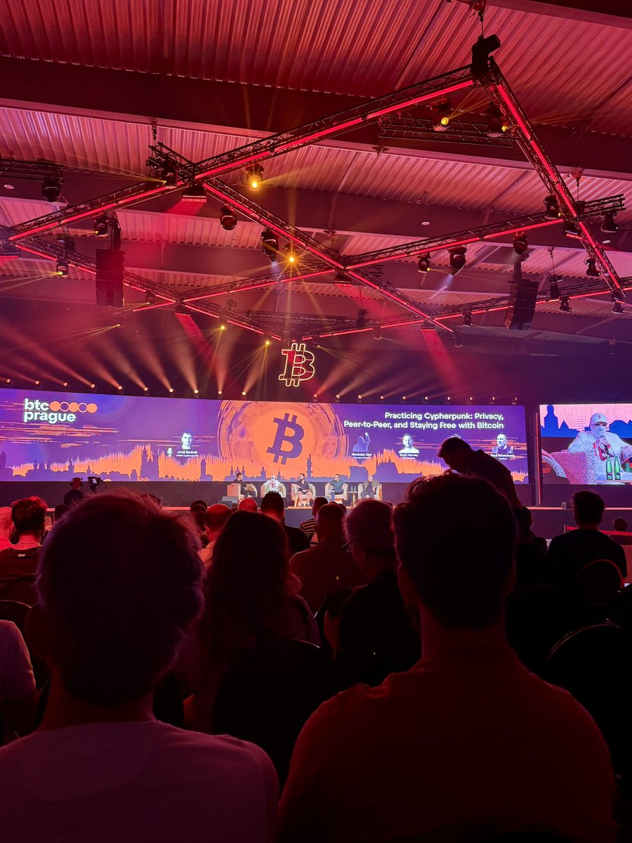 philippmachac's tweet photo. This time together with my Darling at @BTCPrague 🥰
Really excited for the next two days full of interesting talks and bitcoiners 🥳
#Bitcoin #btcprague2025 #revolutioninaction https://t.co/xJu6BZkktO