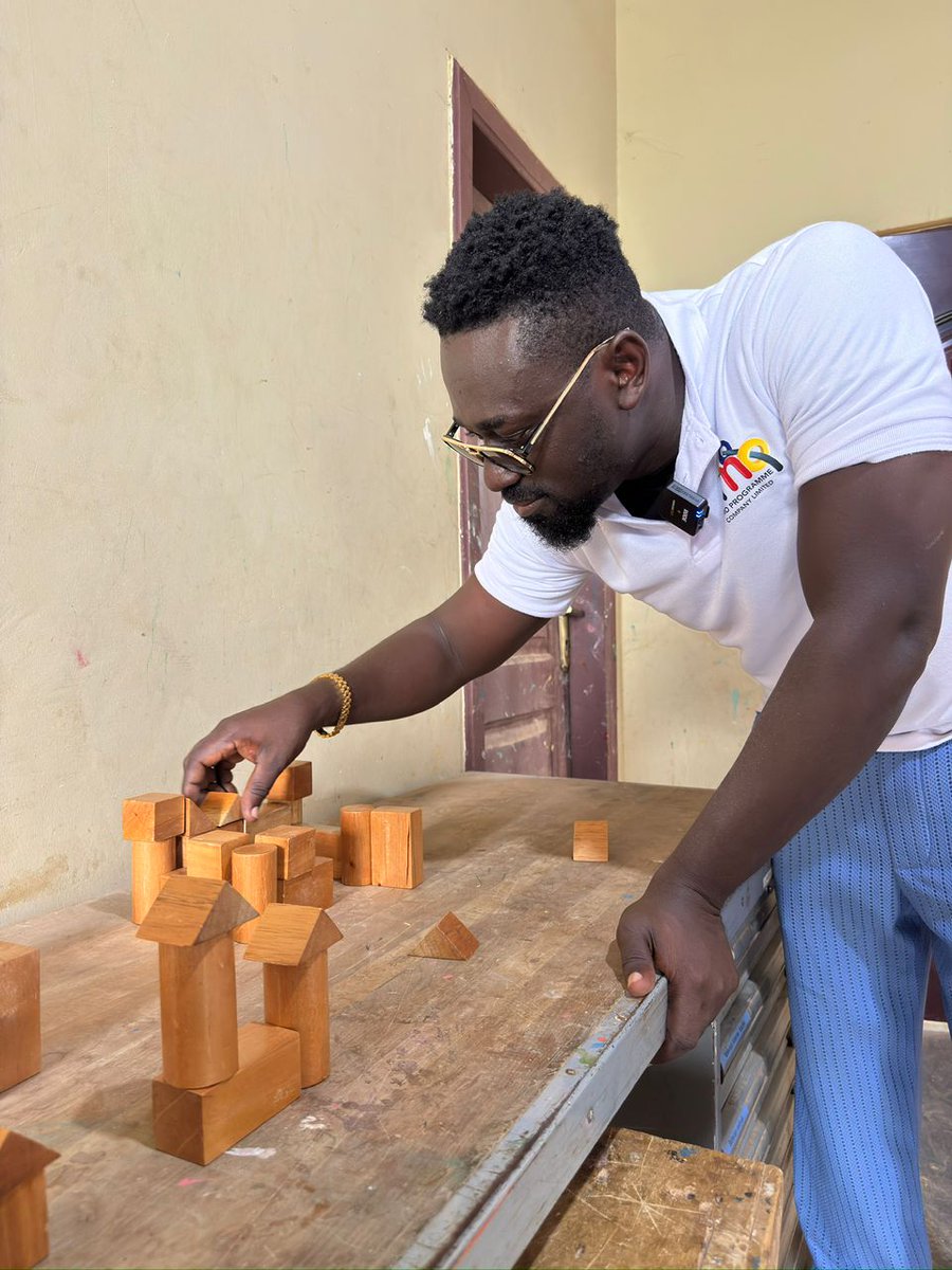 KobbyKyei_'s tweet photo. Visited the @AmoProgramme in Abepotia, Nkawkaw—an inspiring organization transforming education for over 25 years with locally made, play-based learning materials. They need more support to sustainably source local wood and expand their impact across Ghana. 🇬🇭👏 https://t.co/mCBNobTJmW