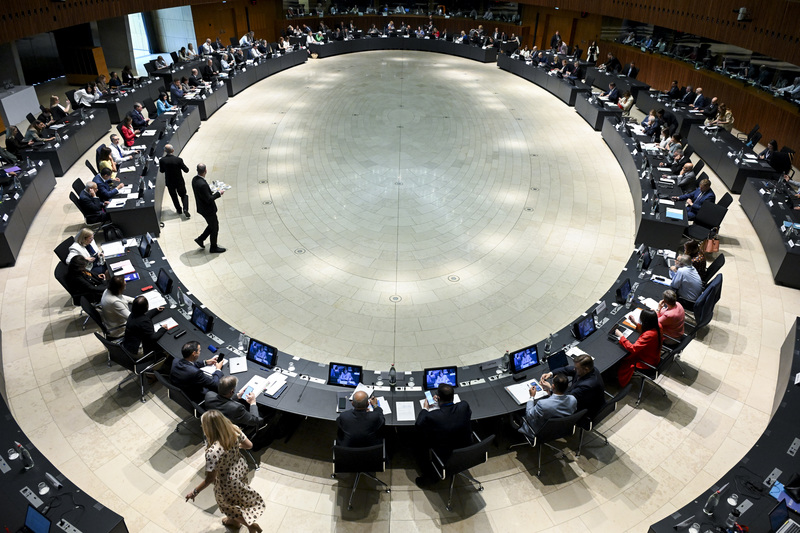 Italy 🇮🇹 in EU (@italyineu) on Twitter photo 🇮🇹🇪🇺| Il Ministro <a href="/MinisteroSalute/">Ministero della Salute</a> Orazio Schillaci è in Lussemburgo per i lavori del Consiglio #EPSCO #Salute.
In agenda:
📌Medicinali critici
📌Salute mentale bambini e adolescenti nell’era digitale
📌Misure 🇪🇺 in materia di prevenzione
Più Info:
consilium.europa.eu/it/meetings/ep… 🇮🇹🇪🇺| Il Ministro <a href="/MinisteroSalute/">Ministero della Salute</a> Orazio Schillaci è in Lussemburgo per i lavori del Consiglio #EPSCO #Salute.
In agenda:
📌Medicinali critici
📌Salute mentale bambini e adolescenti nell’era digitale
📌Misure 🇪🇺 in materia di prevenzione
Più Info:
consilium.europa.eu/it/meetings/ep…