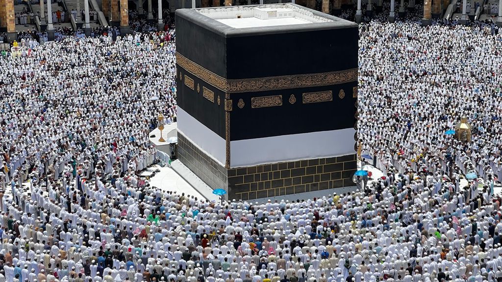 Life in Saudi Arabia tweet media