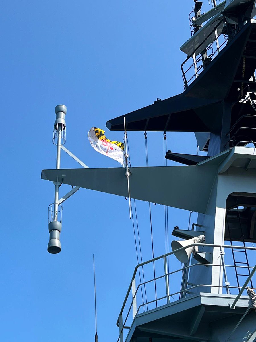 hms_mersey's tweet image. Great to host our affiliates, the Worshipful Company of Arbitrators, aboard MERSEY yesterday ⚓. A privilege to share our recent work and further strengthen our enduring partnership. Congratulations to CPO Lee Williams on receiving the Sailor of the Year award!🏆👏 @RoyalNavy…