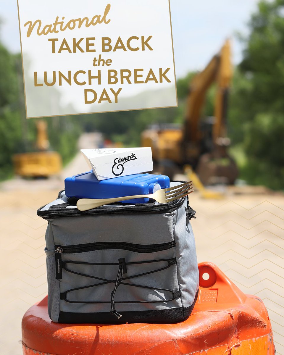 Make today extra special and ✨𝓮𝓵𝓮𝓿𝓪𝓽𝓮✨ your lunch break with a slice of your favorite frozen treat!  

#NationalTakeBackTheLunchBreakDay
#takebackthelunchbreakday
#lunchbreak