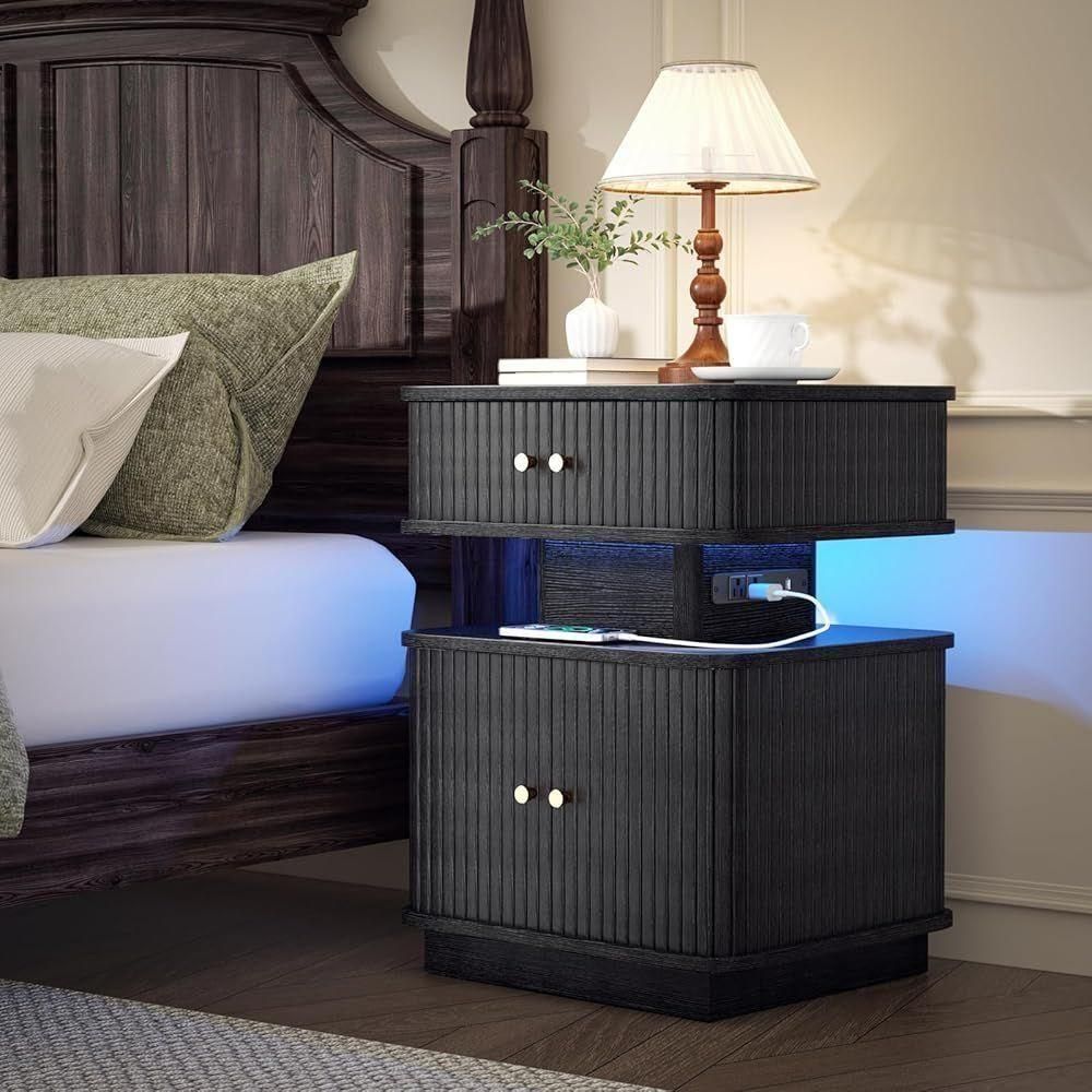 FatKidDeals's tweet photo. 2-Drawer LED Nightstand  for $53.99, reg $109.99!

-- Use Promo Code WUGNO9UM

https://t.co/LobC4NZP3x https://t.co/bCRCczUzCc