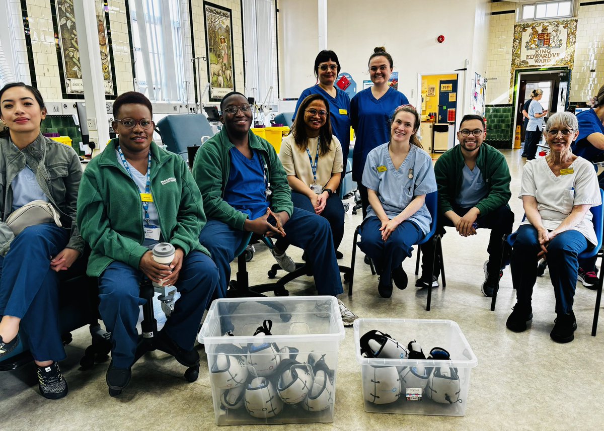 Training <a href="/RBNHSFT/">Royal Berkshire NHS Foundation Trust</a> with the <a href="/scalpcooling/">Paxman</a> PSCS, keep up the great work &amp; thankyou for your continued support #coldcap #changingthefaceofcancer