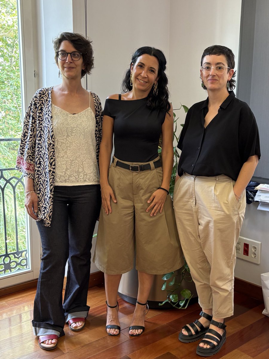 Esta mañana hemos mantenido una interesante reunión con la Directora General de #Igualdad y contra la #ViolenciaDeGenero del <a href="/MADRID/">Ayuntamiento Madrid</a>, Ana Fernández Izquierdo 👍