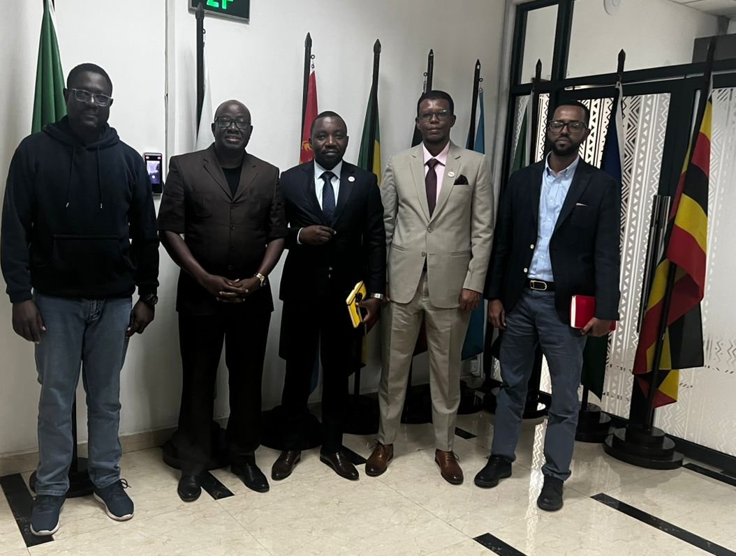 🧵CEWARN Director <a href="/camluso/">Camlus Omogo</a> welcomed a delegation from the Center for Civilians in Conflict (CIVIC), an int'l NGO committed to protecting civilians in situations of armed conflict. The team visited the #IGAD peace and security division to discuss peace and security initiatives.
