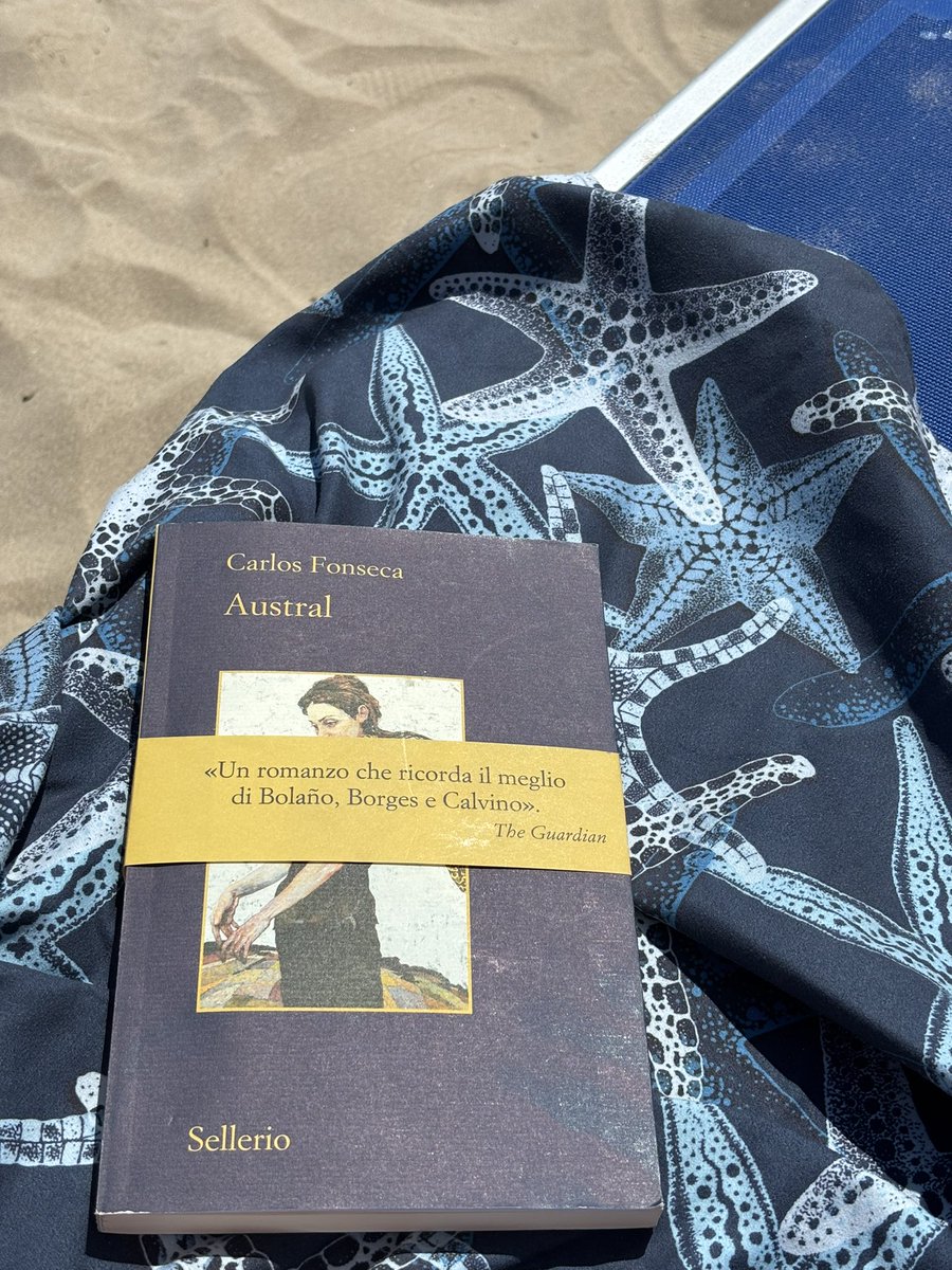 Danisetta Rocchi (@danisetta) on Twitter photo E lui pensa che è strano immaginare paesaggi quando finalmente li hai davanti.
Austral
Carlos Fonseca
Giornata in tinta con splendida lettura <a href="/sellerioeditore/">Sellerio editore</a>
#20giugno
<a href="/artdielle/">Arturo Dielle</a> <a href="/LuciaLibri/">LuciaLibri</a> E lui pensa che è strano immaginare paesaggi quando finalmente li hai davanti.
Austral
Carlos Fonseca
Giornata in tinta con splendida lettura <a href="/sellerioeditore/">Sellerio editore</a>
#20giugno
<a href="/artdielle/">Arturo Dielle</a> <a href="/LuciaLibri/">LuciaLibri</a>