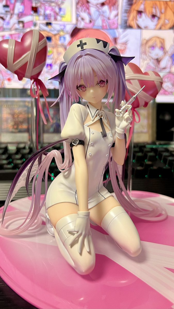 イヴ　SWEET TOXIC Ver.
造形が見事で美しい。
やはりpink charmさんの黄金コンビが手がけたフィギュアに外れない