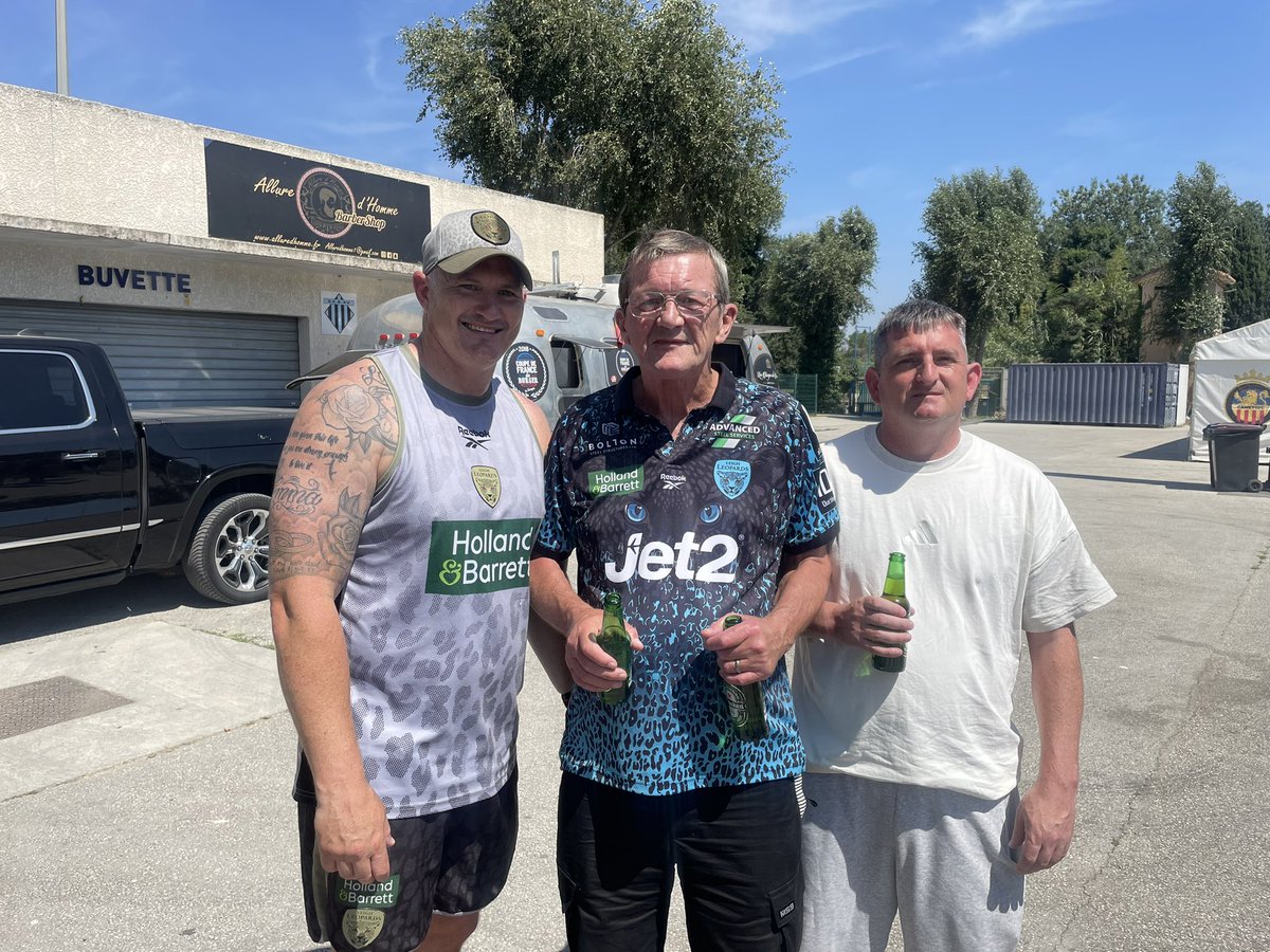 Awesome for me dad and brother to come out and see me at captains run. 
#leighvcatalan