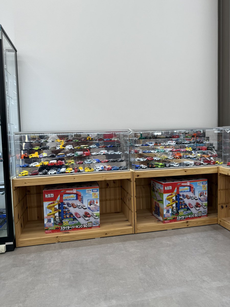 RXT215's tweet photo. 明日は第3土曜日‼️トミカの日🚗人発売の車が入荷してます😀初回限定品がゲットできるかも🤗ご来店お待ちしております。#ジェームス #ジェームス高崎問屋町店 #トミカ #トミカ大好き #grガレージ高崎 https://t.co/QuhC4J4GRX