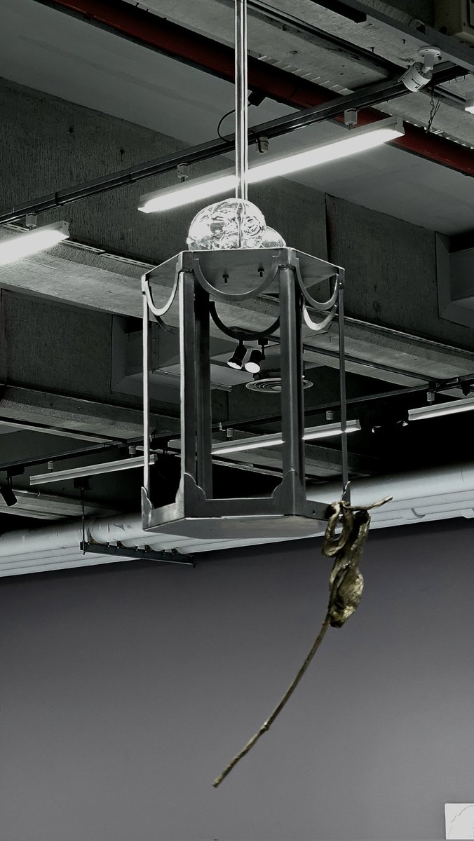 跑了一趟美術館
看不懂的就拍成自己喜歡的