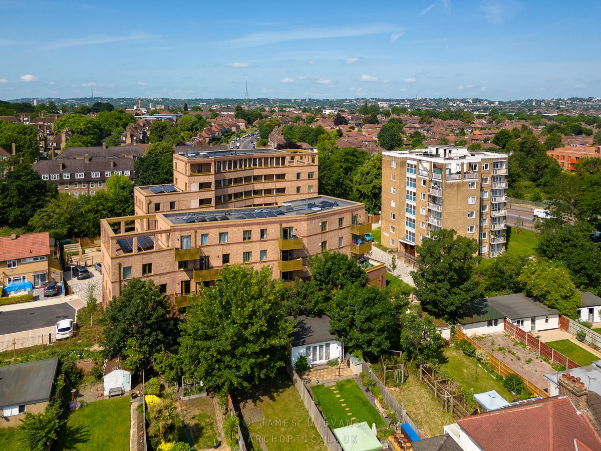 Archoptical tweet media