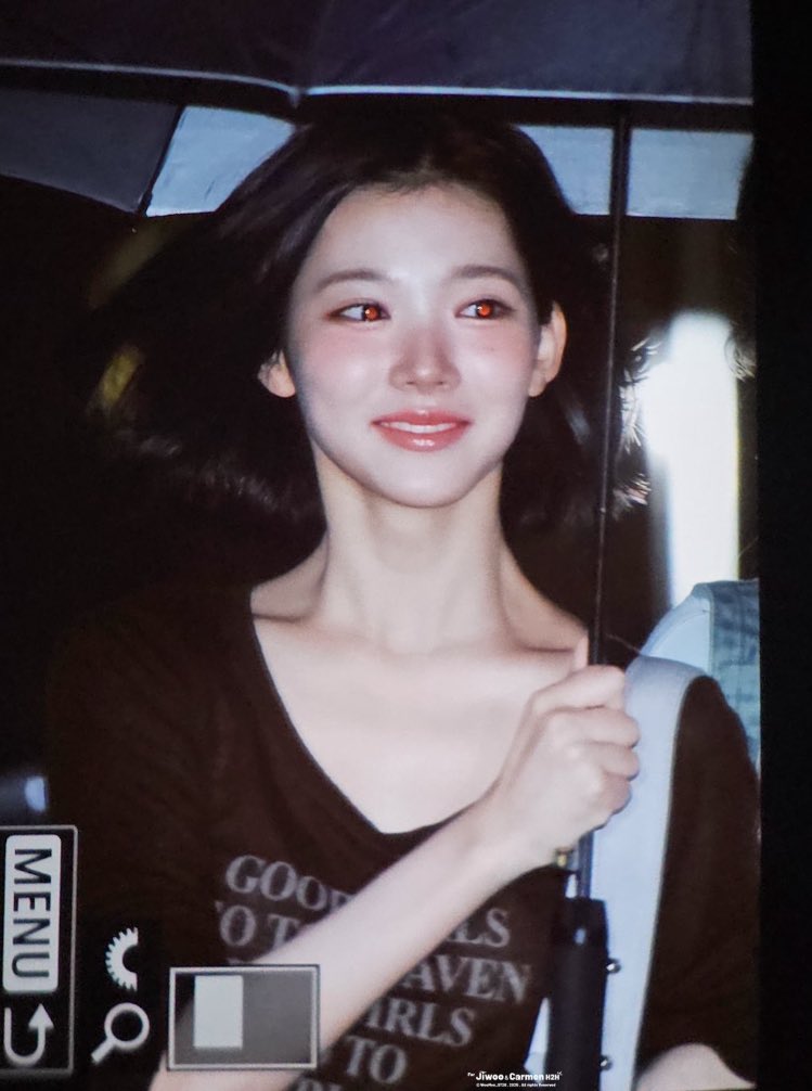 picscjiwoo's tweet photo. #JIWOO leaving KBS Music Bank 🤍 https://t.co/jNUhtyn0H2