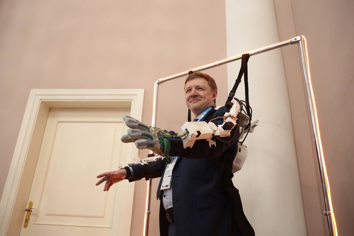 AndreyFilippov's tweet photo. On June 9–11, the regional forum of the International Telecommunication Union (ITU) titled "Technologies of the Future: Artificial Intelligence, Metaverse, Holography, and other ICT Applications and Services. Outlook 2030" was held in St. Petersburg. https://t.co/v2v1RcDuHg