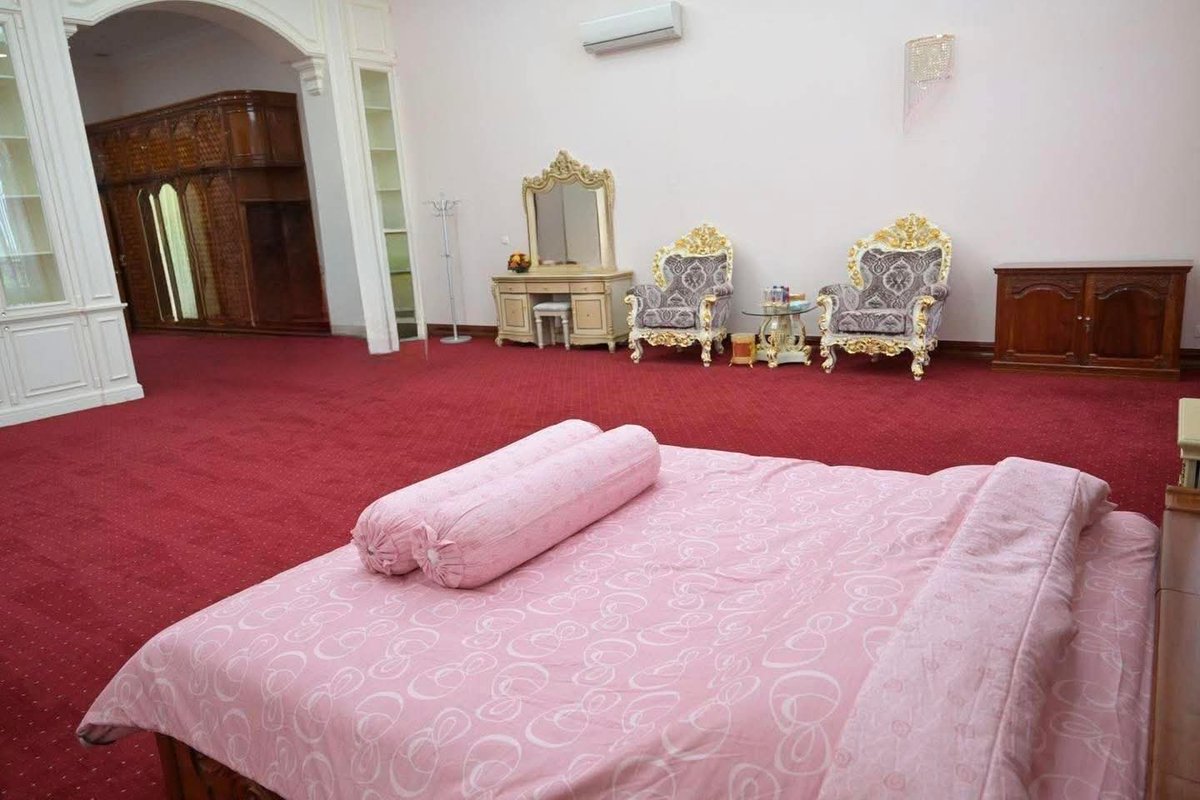 แต่งบ้านเหมือนคนพึ่งหัดเล่น The Sims ครั้งแรก