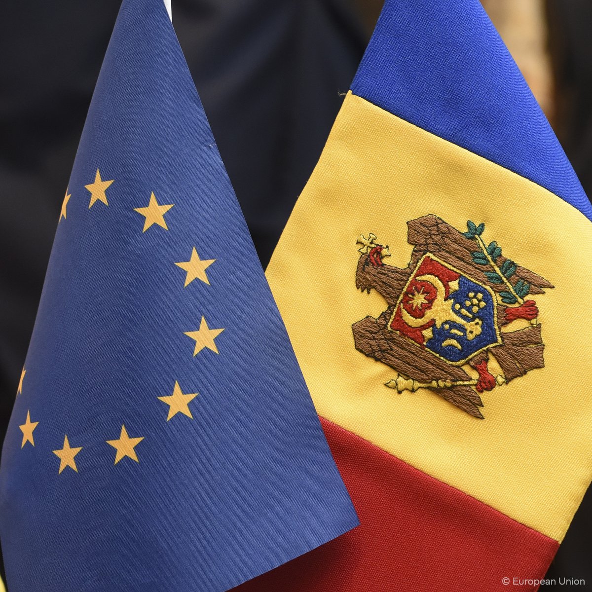 Les députés européens ont adopté leur premier rapport sur les progrès de la Moldavie vers l'adhésion à l'UE depuis sa candidature en 2022.
Le pays a fait preuve d'un engagement exemplaire pour satisfaire aux critères d’élargissement de l’UE. 
 
🔗europa.eu/!dcPxQM