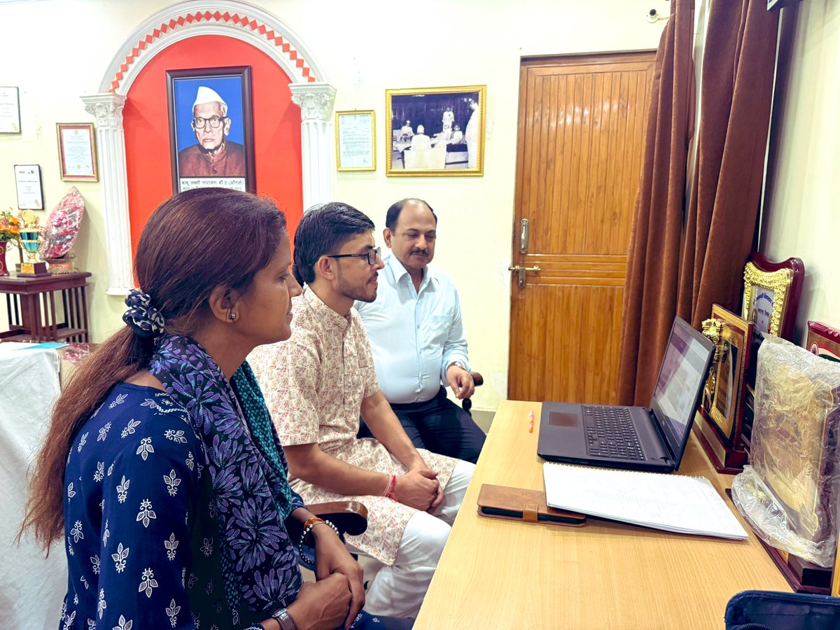Principal Prof N C Singh and the yoga instructors of SSV PG College joined a meeting convened by the Vice Chancellor of CCS University, Meerut on the preparations linked with the 11th International Yoga Day 2025 <a href="/ncsinghgzb/">Naveen Chandra Singh</a> <a href="/Ccsumeerut/">Chaudhary Charan Singh University Meerut</a>