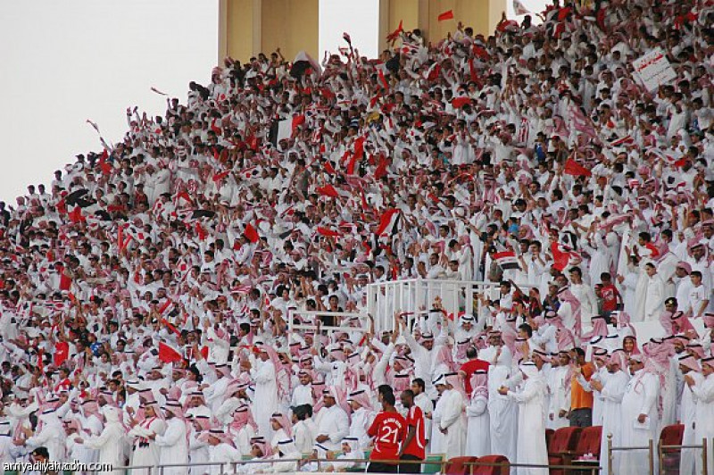 لاتصدقوا أن بيئة #الرائد سيئة وغير محفزه للنجاح فهذا الكلام تم ترويجه من الرئيس الفاشل وشلته لتبرير الفشل الذريع 
#الرائد يمتلك اعظم مدرج 
وجمهوره عاشق ومخلص 
ورجالاته أوفياء 
واعلامه صادق ❤️