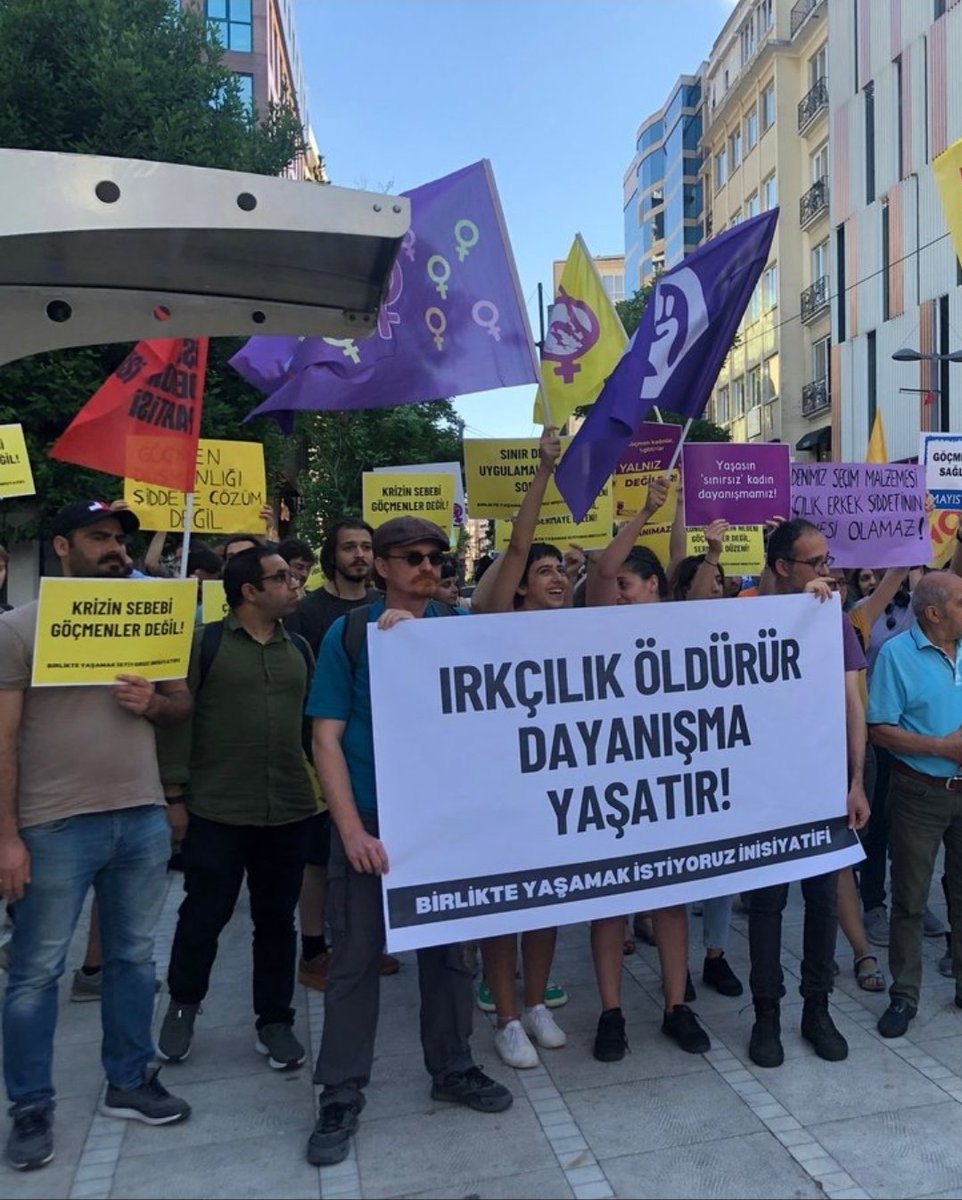 Kimse nedensiz göçmez!

BM Mülteciler Yüksek Komiserliği raporuna göre:

🌍 Zorunlu göçmen sayısı 123 milyonu aştı.
🧒 10 göçmenden 4’ü çocuk.

Bu tablonun kaynağı, emperyalist kapitalizmin çoklu krizidir:

💰 Küresel ekonomik kriz
🌪️ İklim krizi
💥 Savaşlar

#DünyaMülteciGünü