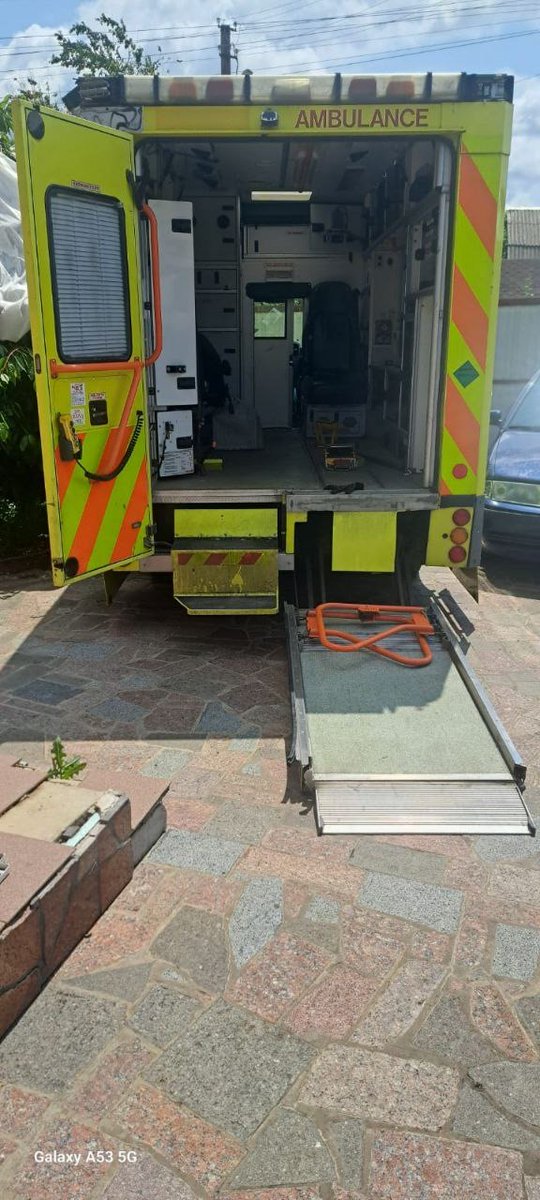 UKRRichard's tweet image. π Help Us Convert an Ambulance into a Mobile Dental Unit! π¦·
My friend Yuriy has been donated an ambulance and heβs turning it into something very cool.
Heβs transforming it into a mobile dental clinic to serve civilians and military personnel in eastern frontline regions,β¦