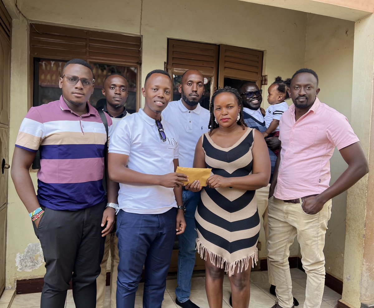 This afternoon, I led a team of some of the UOX(activists) to Eddie Mutwe’s home.

We handed over a financial support of UGX 1M to Eddie’s wife to support the family.

Eddie is suffering political persecution and we’re all victims to this. Today is him, tomorrow is me or you.

I