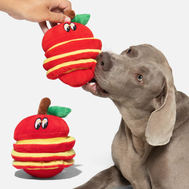 🍎Say hello to the  a-peel-ing toys !
Our new plush apple toys are designed to delight both cats and dogs — complete with hidden treat pockets and crinkly, twisty fun. Pet parents, meet your furry friend's next obsession!🐱🐶
#PetToys  #CatToys #DogToys #PetLovers