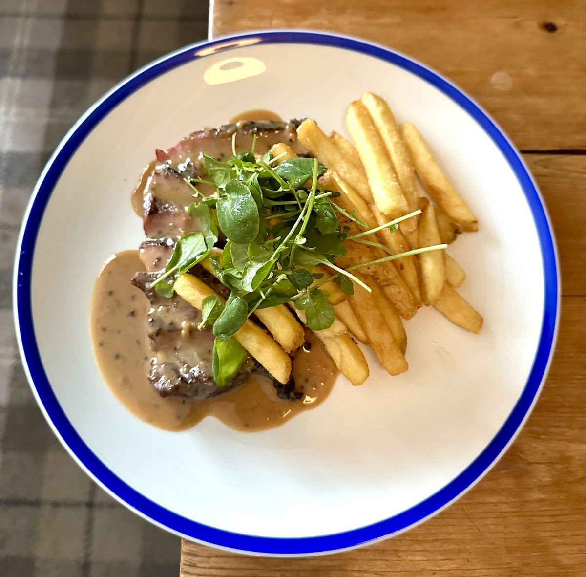 Plants all watered 🌻
Terrace swept 🧹 
Ronnie and Riley fed 🪹

Now we are ready for lunch!