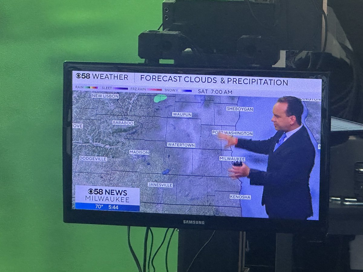 ☀️FORECAST UPDATES: It’s going to be a hot weekend. Join us now on the <a href="/CBS58/">CBS 58 News</a> Morning News for forecast updates with <a href="/JustinTGee/">Justin Thompson-Gee</a>