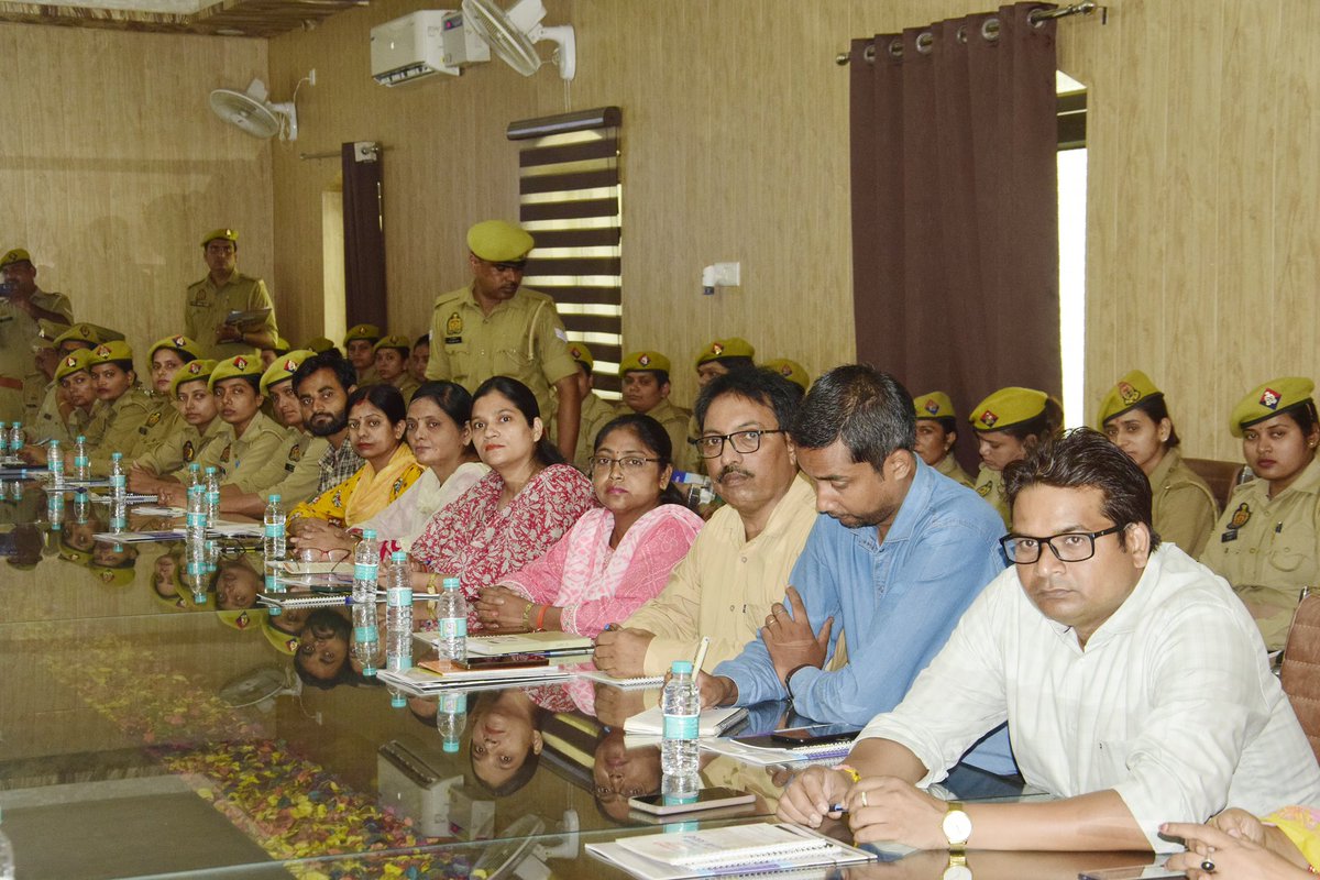 Durga Shakti Nagpal (@durgashaktiias) on Twitter photo тАЬBreak the silence. Be the shield.тАЭ
Chaired a workshop with SP Sankalp Sharma at Police Lines Lakhimpur Kheri on human trafficking, child abuse, and juvenile justice. Urged everyone to stay alert, act with empathy, and ensure timely help.
<a href="/CMOfficeUP/">CM Office, GoUP</a> тАЬBreak the silence. Be the shield.тАЭ
Chaired a workshop with SP Sankalp Sharma at Police Lines Lakhimpur Kheri on human trafficking, child abuse, and juvenile justice. Urged everyone to stay alert, act with empathy, and ensure timely help.
<a href="/CMOfficeUP/">CM Office, GoUP</a>