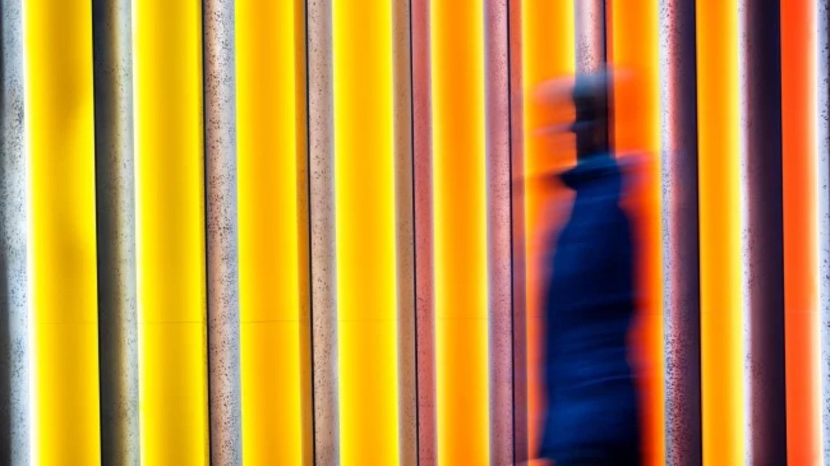 Career Advice | Decentering Myself

For international teaching assistants feeling undue pressure to create the perfect classroom dynamic, Deborah Saki offers some advice. bit.ly/4gyvlEv