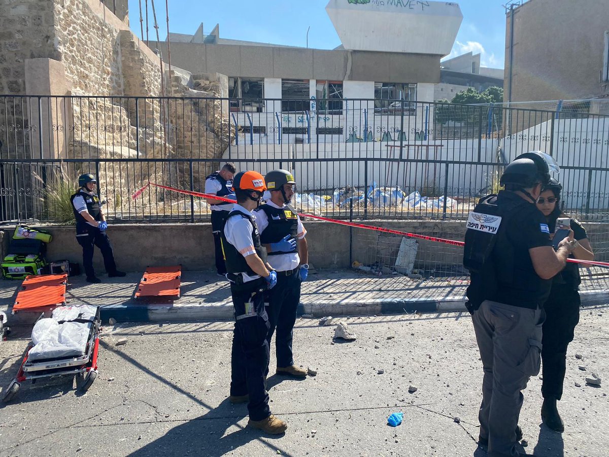 MDA Spokesperson: After recent Red Alert sirens and missile strikes, MDA teams treated &amp; evacuated:

Man (~40) in serious condition

16 y/o boy, serious, shrapnel to upper body

Man (54), moderate, shrapnel to lower limbs

Searches ongoing. Updates to follow.