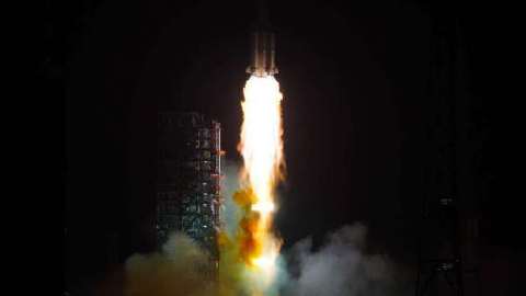 A Long March 3B lifted off at 1237 UTC today from Xichang Satellite Launch Centre, successfully sending the ChinaSat 9C satellite info geosynchronous transfer orbit. This was China's 35th orbital launch of 2025. m.chinanews.com/wap/detail/zw/…