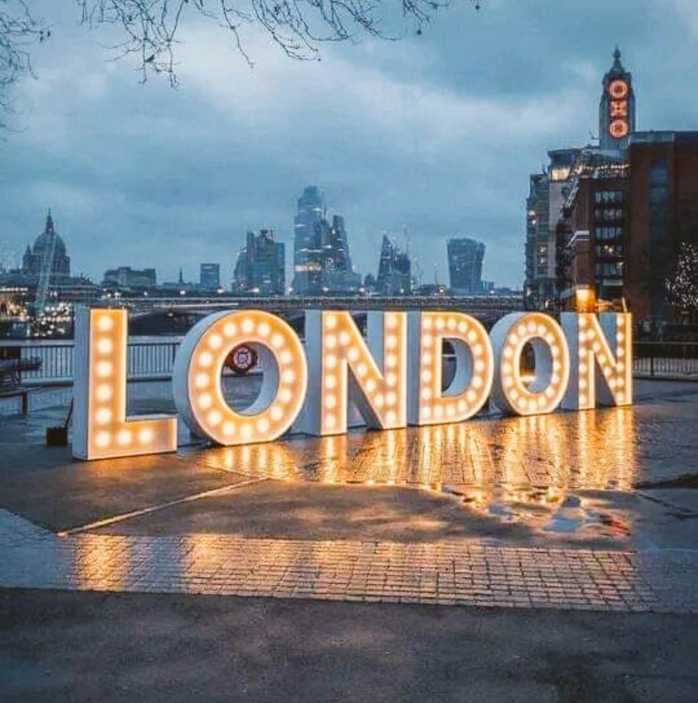 #MuwellMotivation
#NeverGiveUp
Critical moments are like climbing the stairs to your dark room and realizing there's one more step. Your foot lands on the floor, through the air, and there's a moment of grim surprise as you try to readjust your thinking.