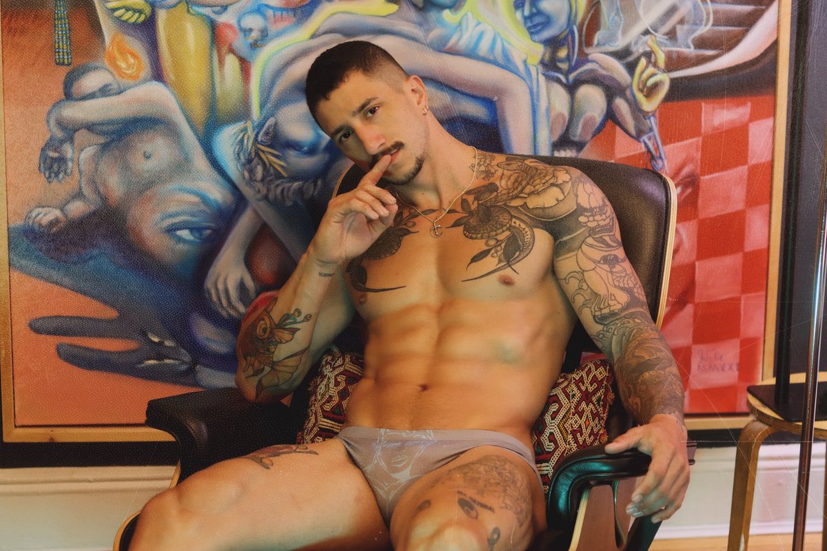 Robert (@robert_ae_) on Twitter photo 