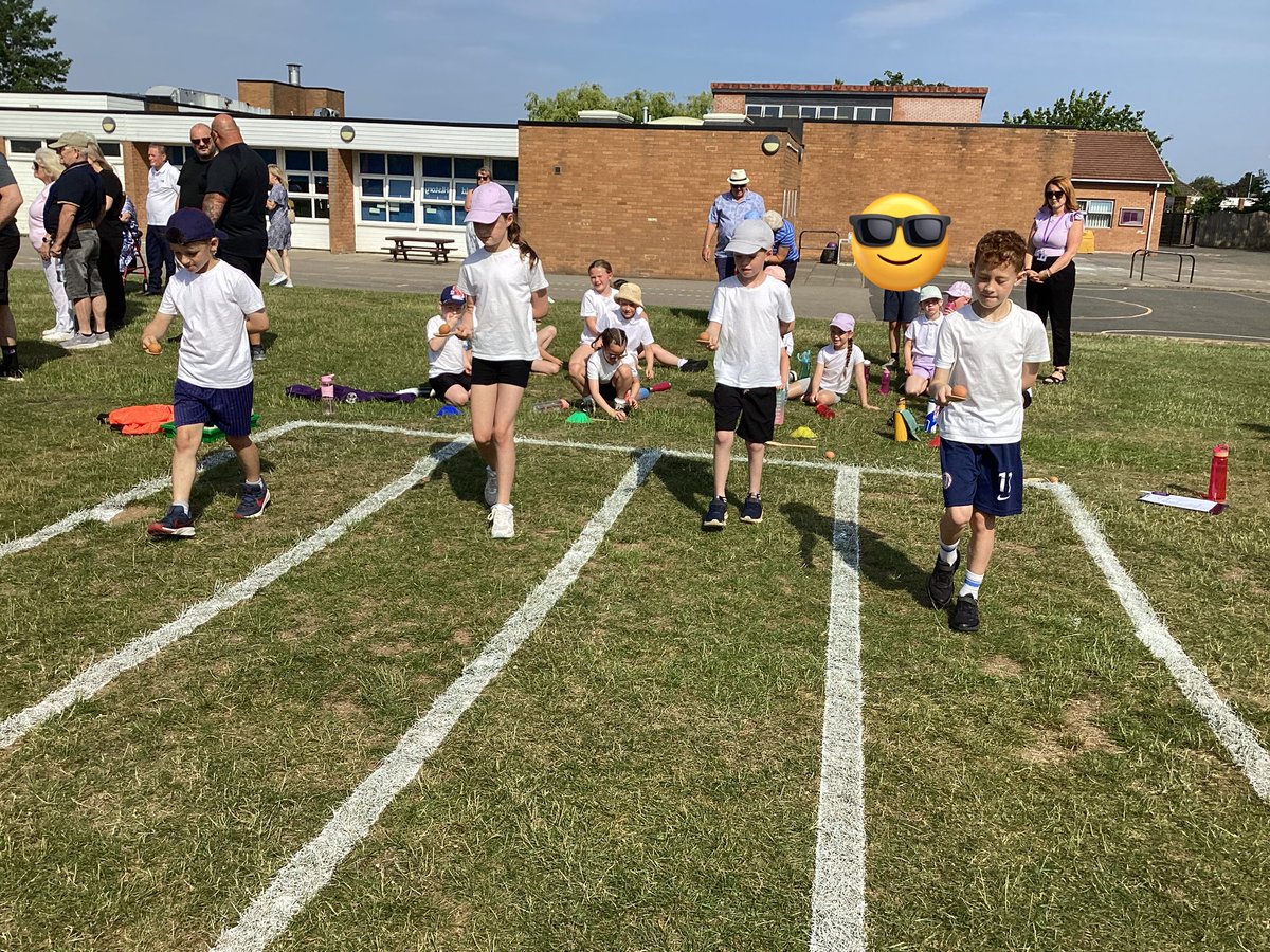 Lingfield Primary tweet media